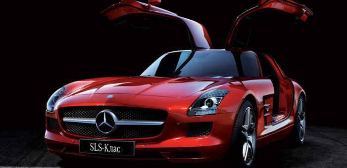 Mercedes-Benz SLS AMG «летит» в Украину